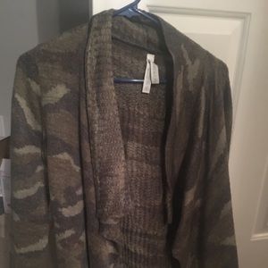 Camo cardigan